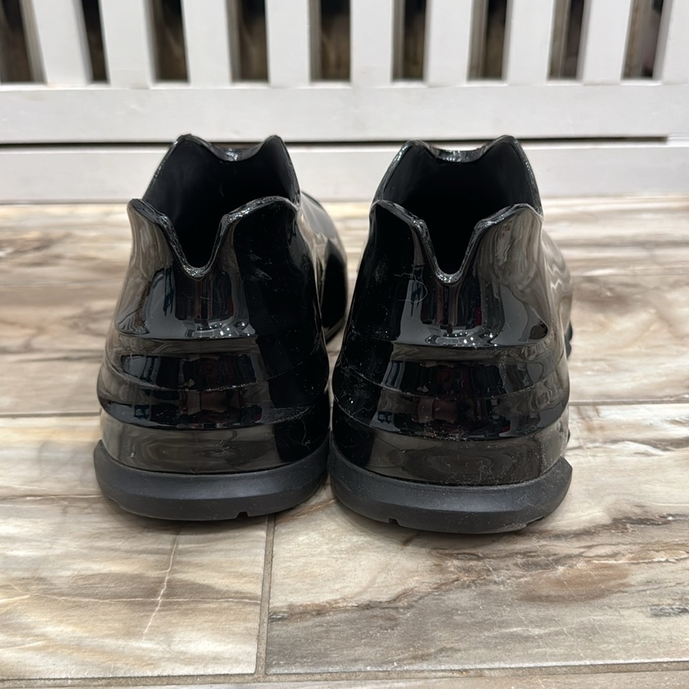 Givenchy Monumental Low Sneaker - Picture 3 of 8